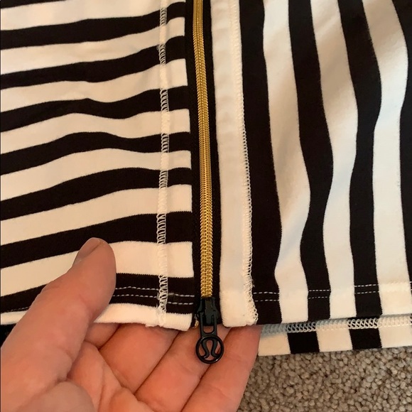 Lululemon Vinyasa Scarf - Picture 2 of 3